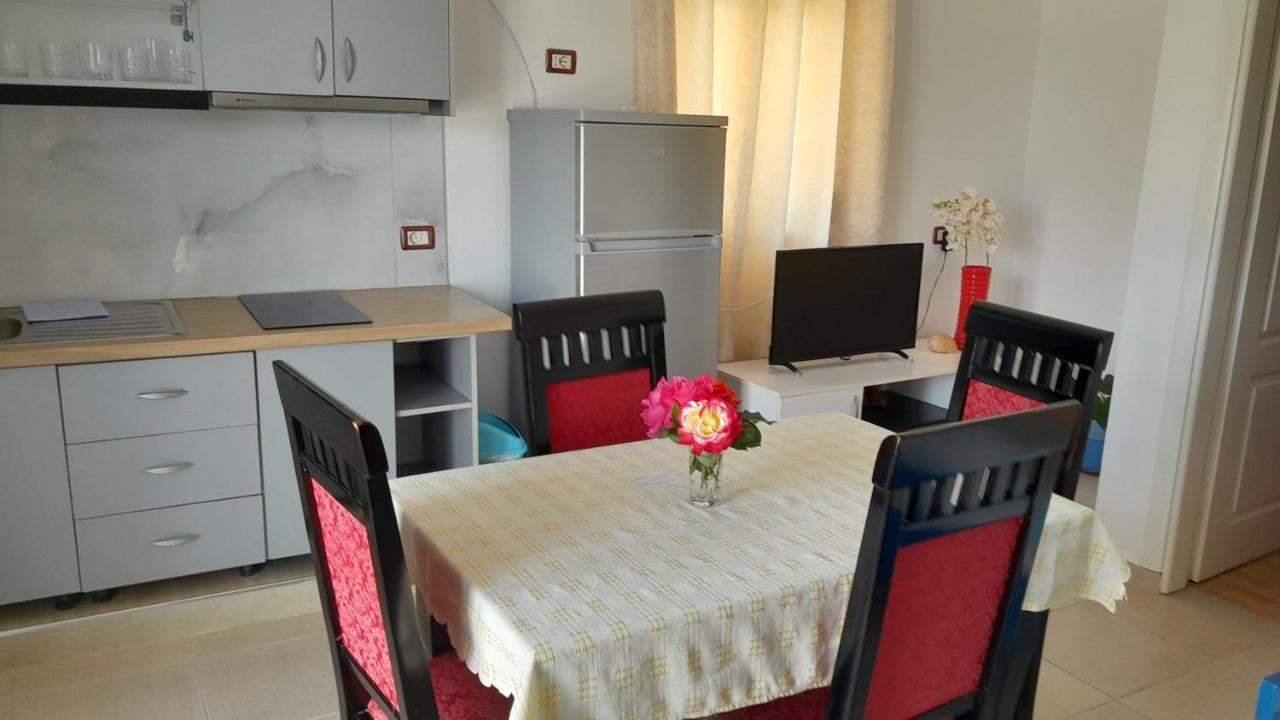 Denis Apartment *